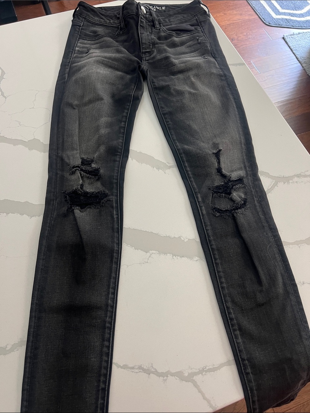 American Eagle Outfitters Black Distressed Skinny Jeans